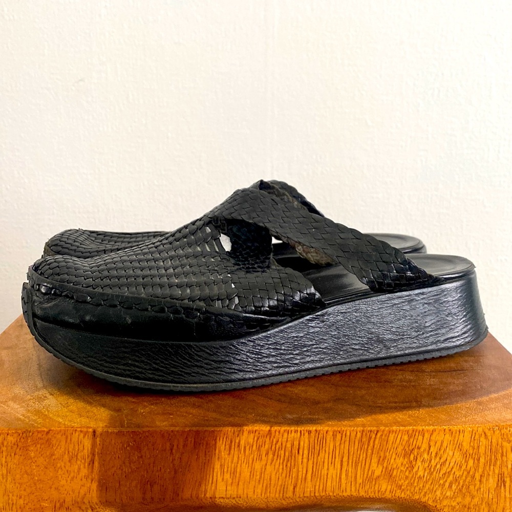 Woven platform mules